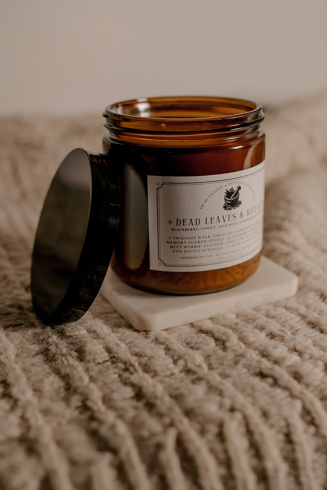 ✦ Dead Leaves & Rituals – 14oz Soy Candle (Double Wick)